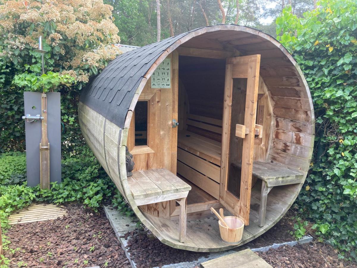 Houten Chalet/Bungalow In Het Bos, Sauna, Jacuzzi Meijel Екстериор снимка
