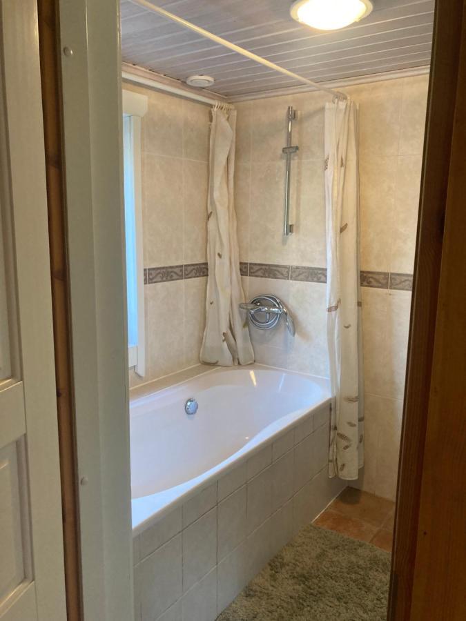 Houten Chalet/Bungalow In Het Bos, Sauna, Jacuzzi Meijel Екстериор снимка