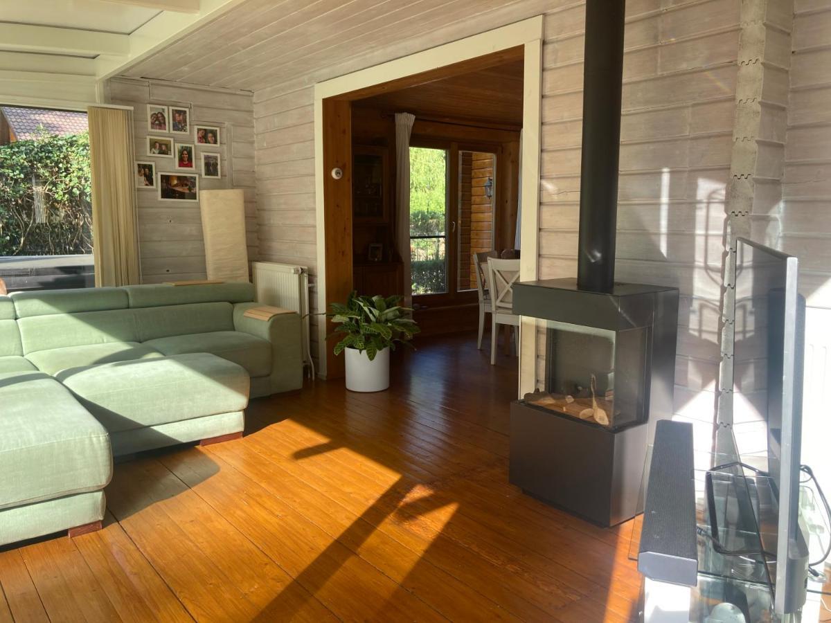 Houten Chalet/Bungalow In Het Bos, Sauna, Jacuzzi Meijel Екстериор снимка